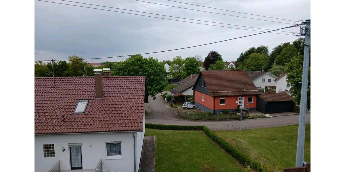 Dachgeschoßwohnung Westerheim - 2.5 Zimmer, 75 m&sup2;, 850&euro; | Angebot:26619590