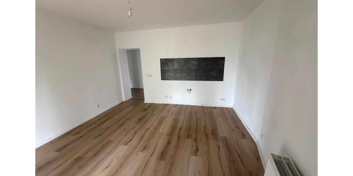 Etagenwohnung Gelsenkirchen Gelsenkirchen-Mitte - 1 Zimmer, 88 m&sup2;, 800&euro; | Angebot:25920221