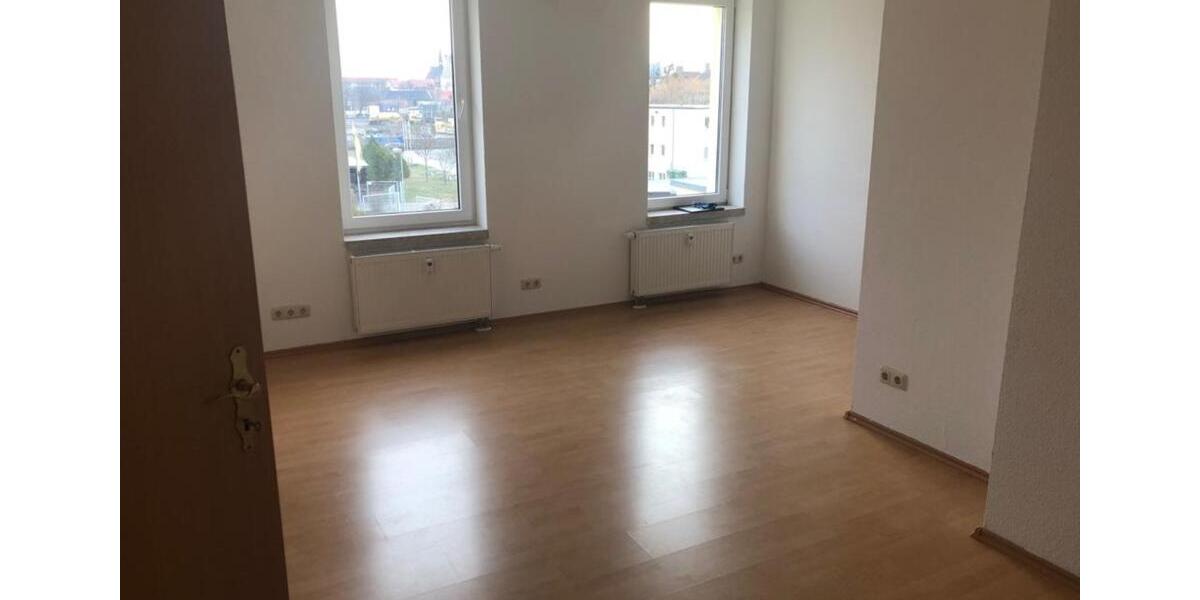 Dachgeschoßwohnung Bitterfeld-Wolfen Bitterfeld - 2 Zimmer, 42 m&sup2;, 300&euro; | Angebot:24425663