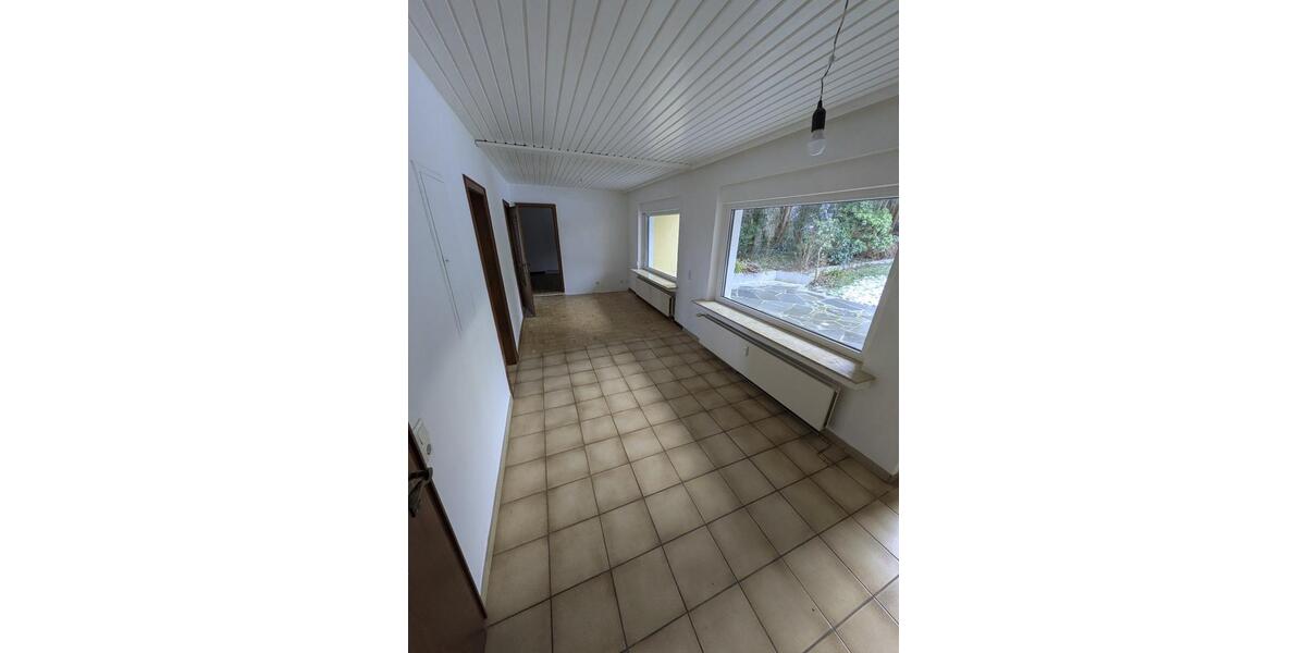 Großzügige 4,5-Zimmer Wohnung mit Terasse in Dortmund-Loh 4 zimmer