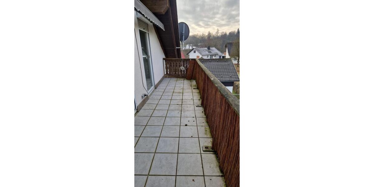 Dachgeschoßwohnung Dietzhölztal - 2.5 Zimmer, 82 m&sup2;, 600&euro; | Angebot:24701480