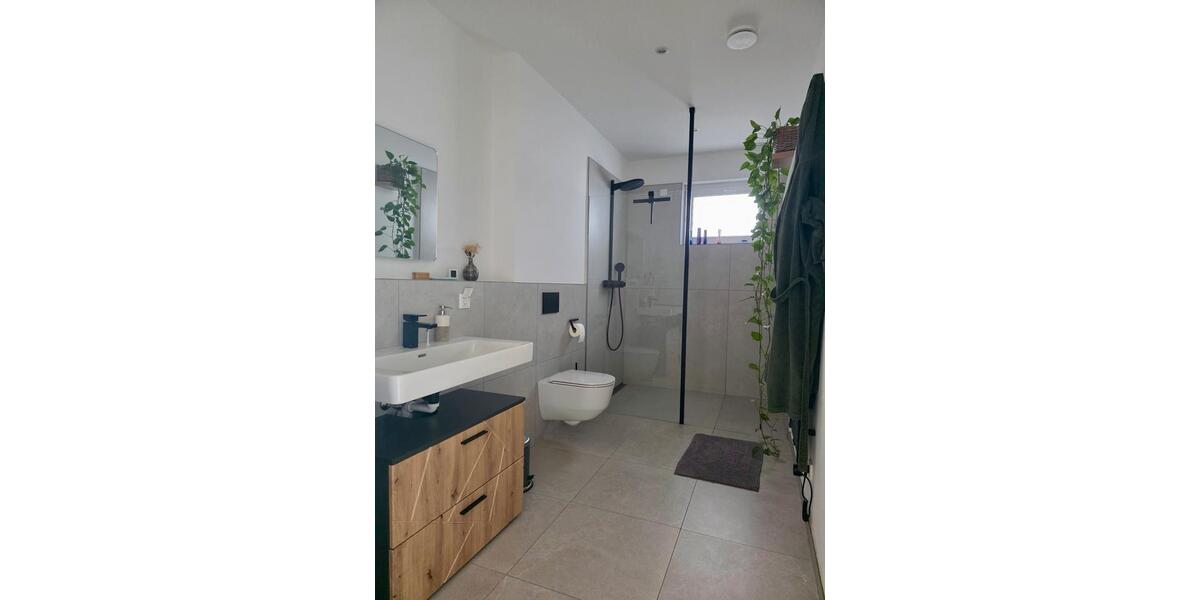 Terrassenwohnung Möhnesee - 2.5 Zimmer, 110 m&sup2;, 1.699&euro; | Angebot:24368324