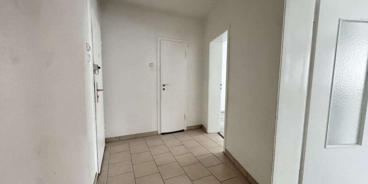 Attraktiv geschnittene 3,5-Zimmer-Wohnung mit optionaler Garage und zusätzlichem Stauraum - 3.5 Essen Stadtbezirk III | Angebot:27236795