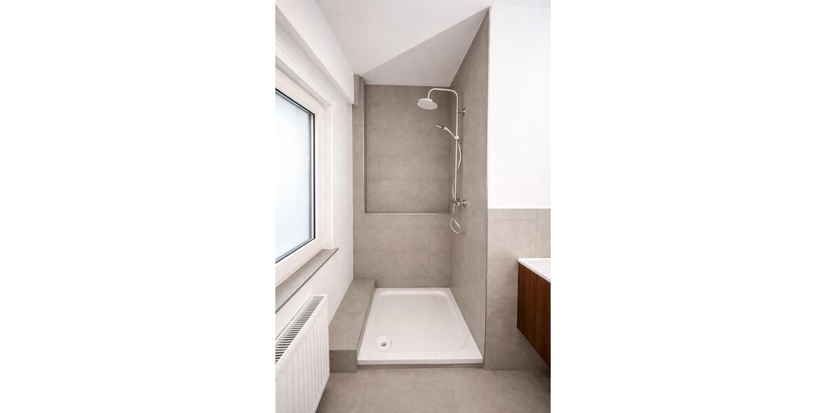 Etagenwohnung Gronau (Westfahlen) - 5 Zimmer, 1.300&euro; | Angebot:25893205