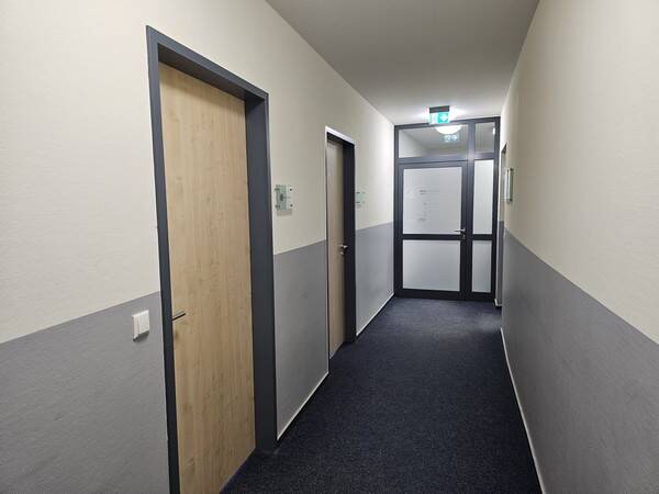 Gewerbeobjekt Osnabrück Schölerberg - 6 Zimmer, 126 m&sup2;, 1.430&euro; | Angebot:26160223