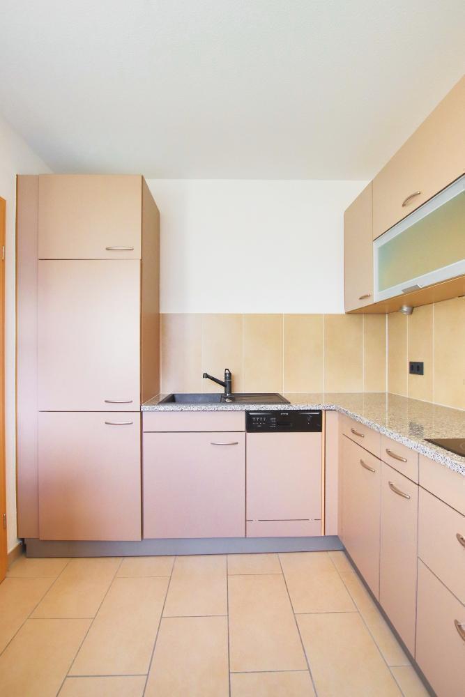 möblierte 2 ZKBB* 5.OG* Aufzug* el. Rolläden* EBK* TG* Westbalkon* Frankfurt-Am Rebstockpark