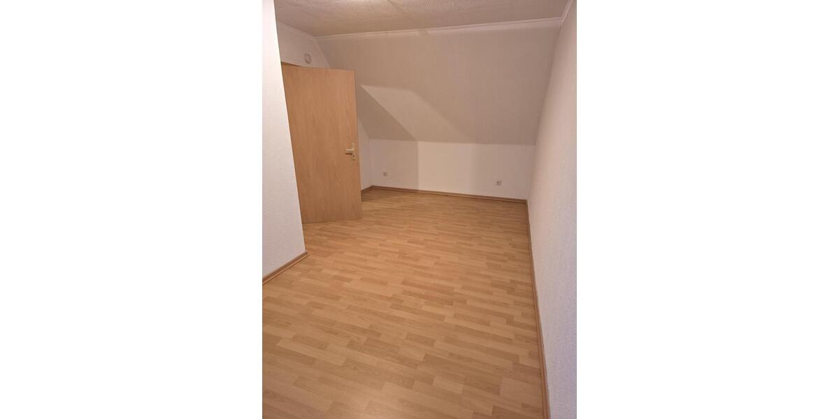 Etagenwohnung Sulzbach (Saar) - 3 Zimmer, 50 m&sup2;, 400&euro; | Angebot:26413180