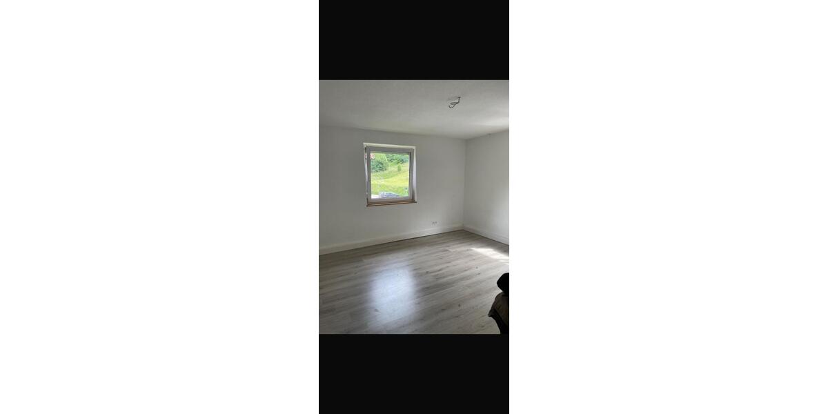 Etagenwohnung Uhingen - 3 Zimmer, 78 m&sup2;, 990&euro; | Angebot:26493424