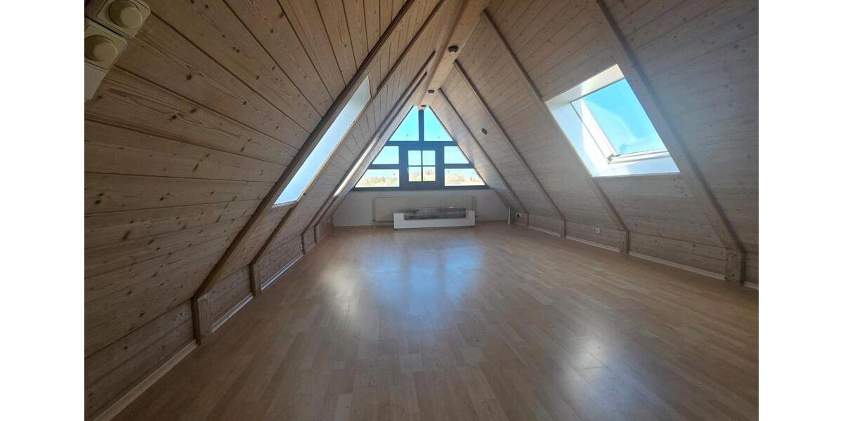 Maisonettenwohnung Egloffstein - 3 Zimmer, 96 m&sup2;, 840&euro; | Angebot:25702428