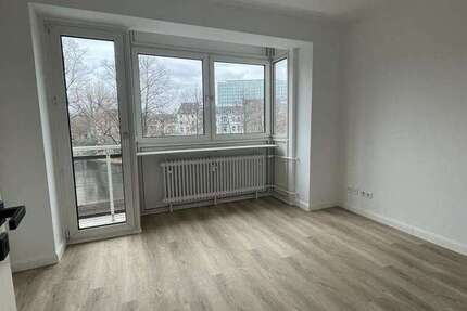 Wohnung zum Mieten in Düsseldorf 655 € 15.09 m²