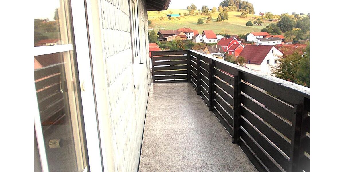 Dachgeschoßwohnung Oberzent - 3.5 Zimmer, 100 m&sup2;, 780&euro; | Angebot:24466563