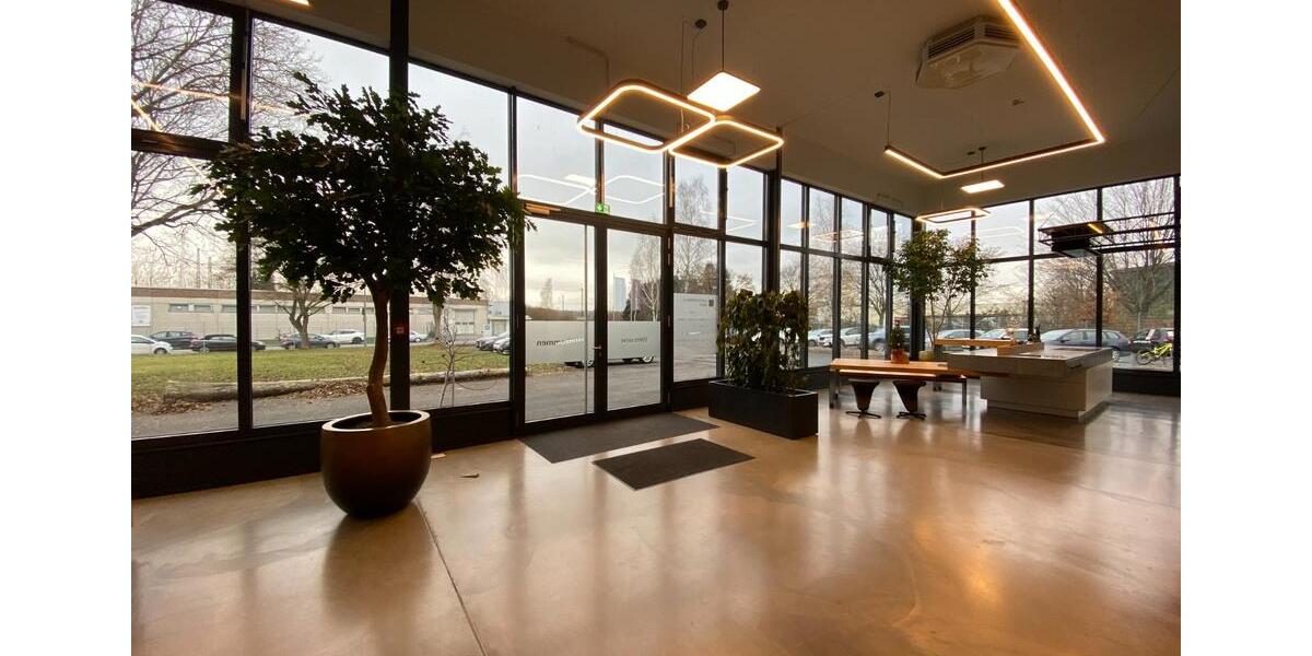 Exklusive, möblierte Bürofläche zimmer