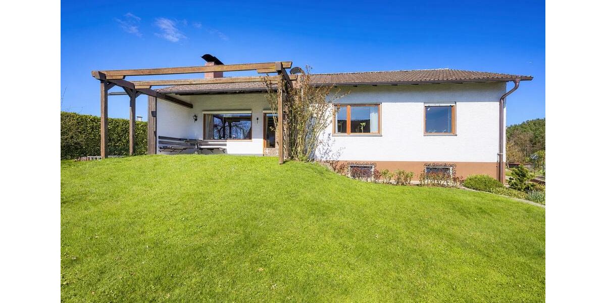 Bungalow Schweitenkirchen - 4.5 Zimmer, 115 m&sup2;, 1.800&euro; | Angebot:25725350