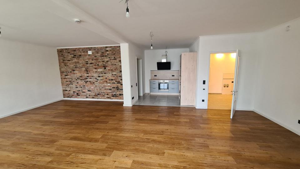 Terrassenwohnung Weilrod - 1 Zimmer, 83 m&sup2;, 790&euro; | Angebot:25406572