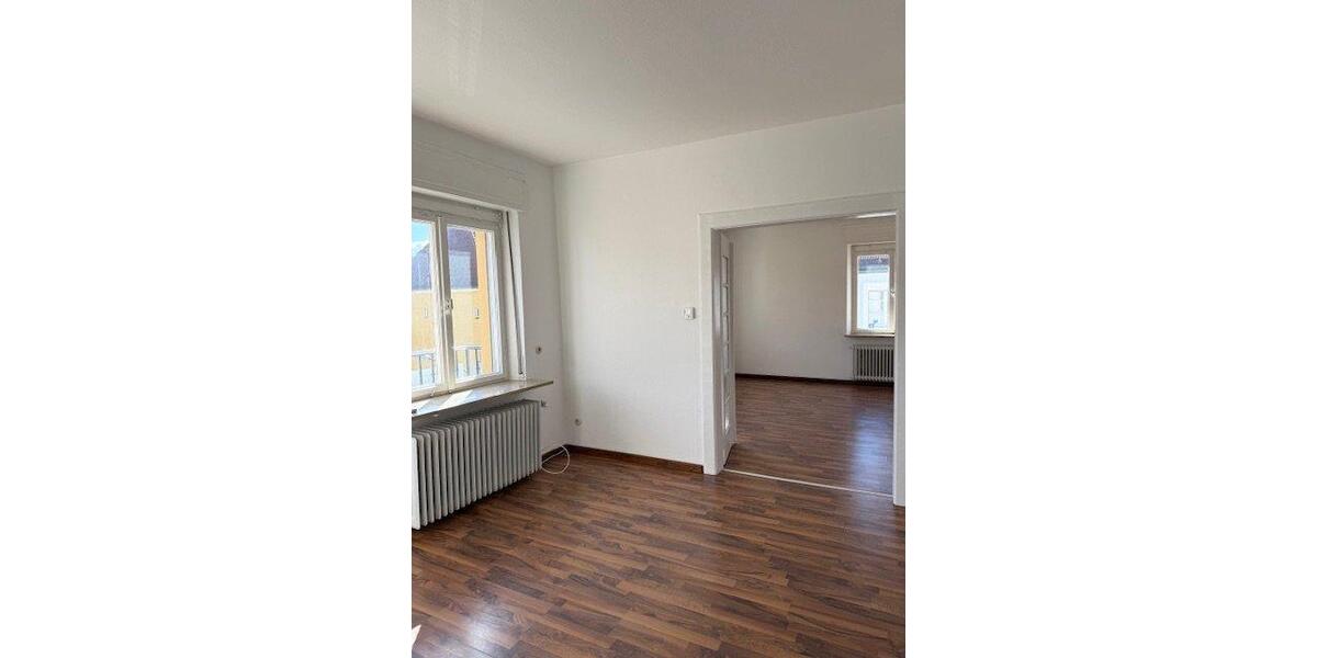 Etagenwohnung Bayreuth City - 4 Zimmer, 123 m&sup2;, 1.190&euro; | Angebot:26249100