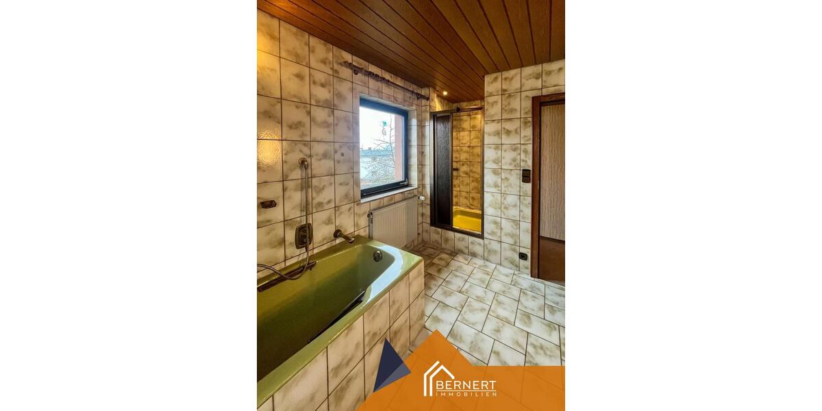 Einfamilienhaus Michelau in Oberfranken - 7 Zimmer, 200 m&sup2;, 3.000&euro; | Angebot:23879666