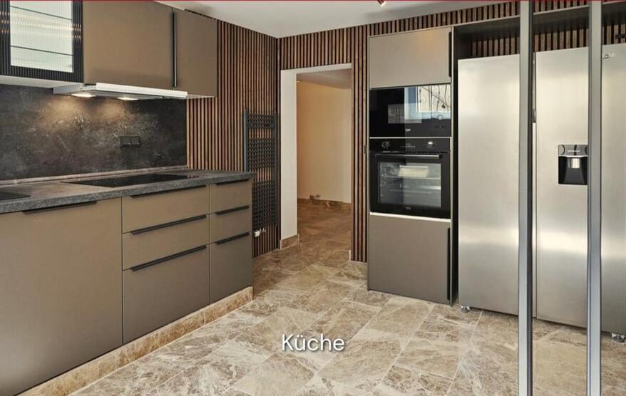 ✨WG-Zimmer 15 m² · 550 € all-in · Erstbezug mit Marmorboden & Bar