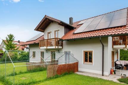 3 Zimmerwohnung in einem 2 Familienhaus mit großen Garten zimmer