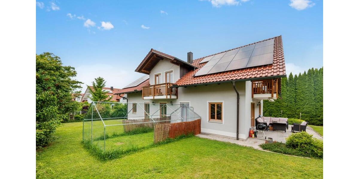 3 Zimmerwohnung in einem 2 Familienhaus mit großen Garten zimmer