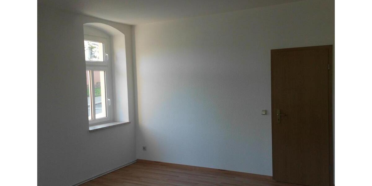 Erdgeschoßwohnung Waldheim - 2 Zimmer, 54 m&sup2;, 340&euro; | Angebot:26008173