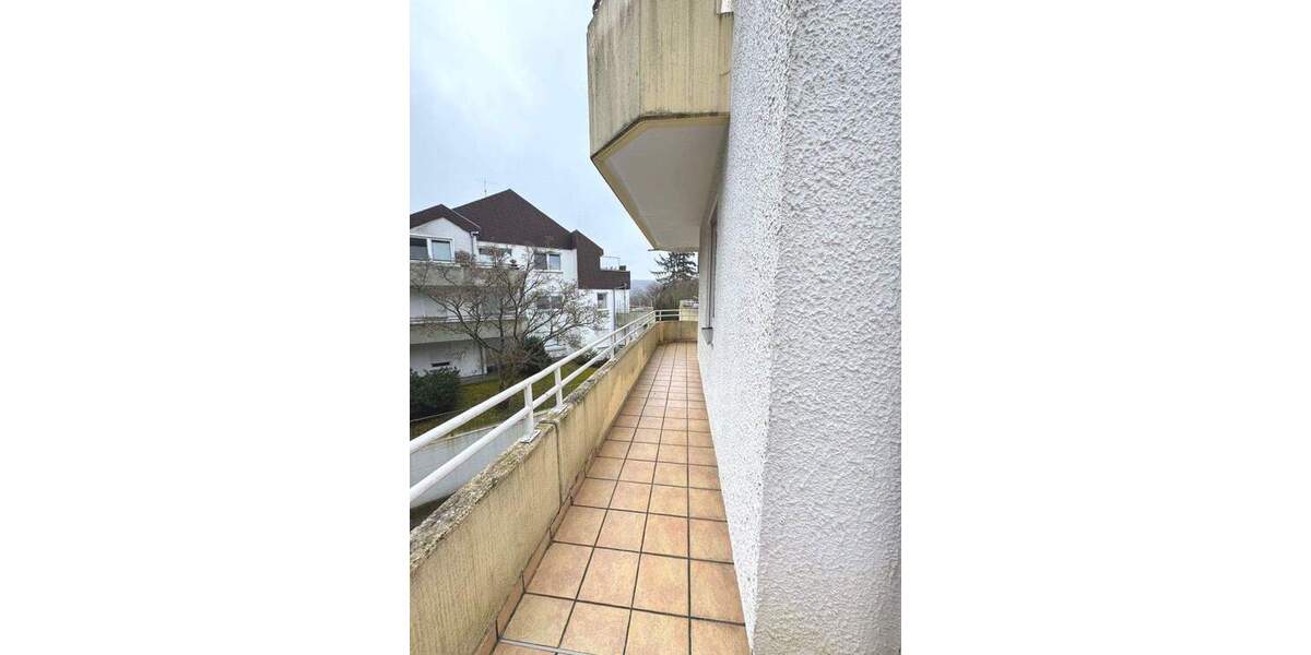 Etagenwohnung Saarbrücken St Arnual - 3 Zimmer, 89 m&sup2;, 950&euro; | Angebot:24917899