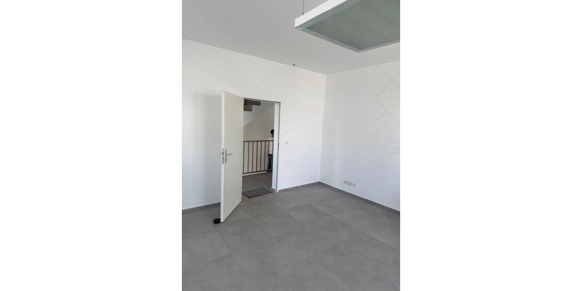 Gewerbeobjekt Friedrichsdorf - 590&euro; | Angebot:26199749