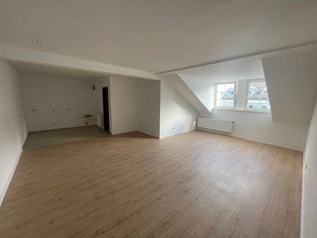 Helle 2 ZKB in SLS-City Nähe Kleiner Markt