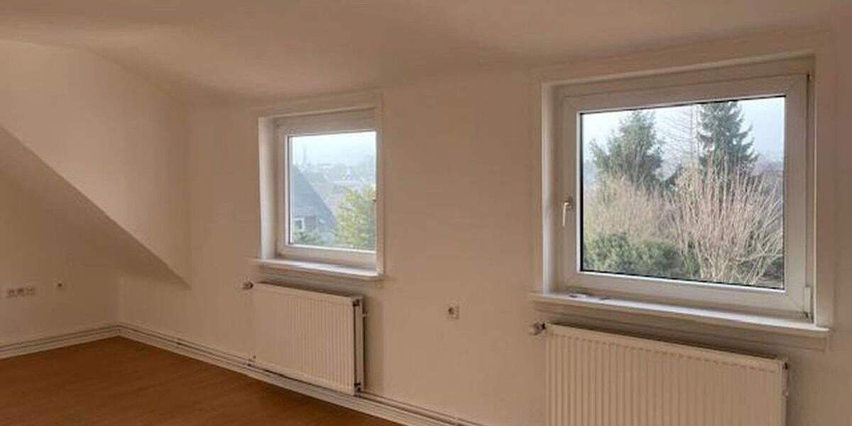 Etagenwohnung Hameln Nordstadt - 3 Zimmer, 81 m&sup2;, 725&euro; | Angebot:25752905