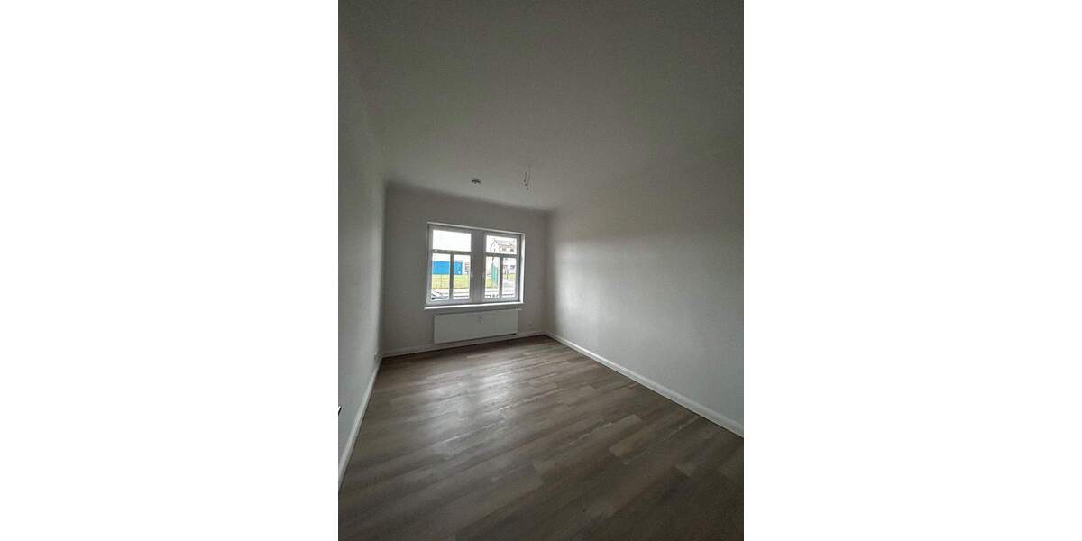 Etagenwohnung Heidenau - 4 Zimmer, 101 m&sup2;, 1.150&euro; | Angebot:24182440