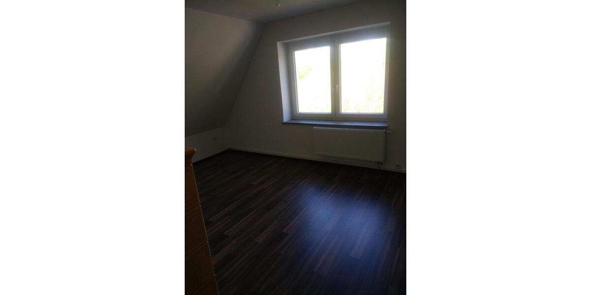 Dachgeschoßwohnung Brand-Erbisdorf Erbisdorf - 4 Zimmer, 69 m&sup2;, 380&euro; | Angebot:26688575