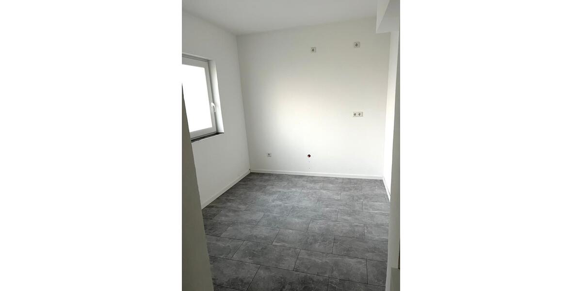 Erdgeschoßwohnung Saulheim - 3.5 Zimmer, 95 m&sup2;, 1.050&euro; | Angebot:26640860