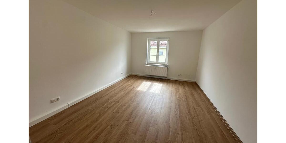 Etagenwohnung Weiden in der Oberpfalz - 2 Zimmer, 50 m&sup2;, 503&euro; | Angebot:26131539