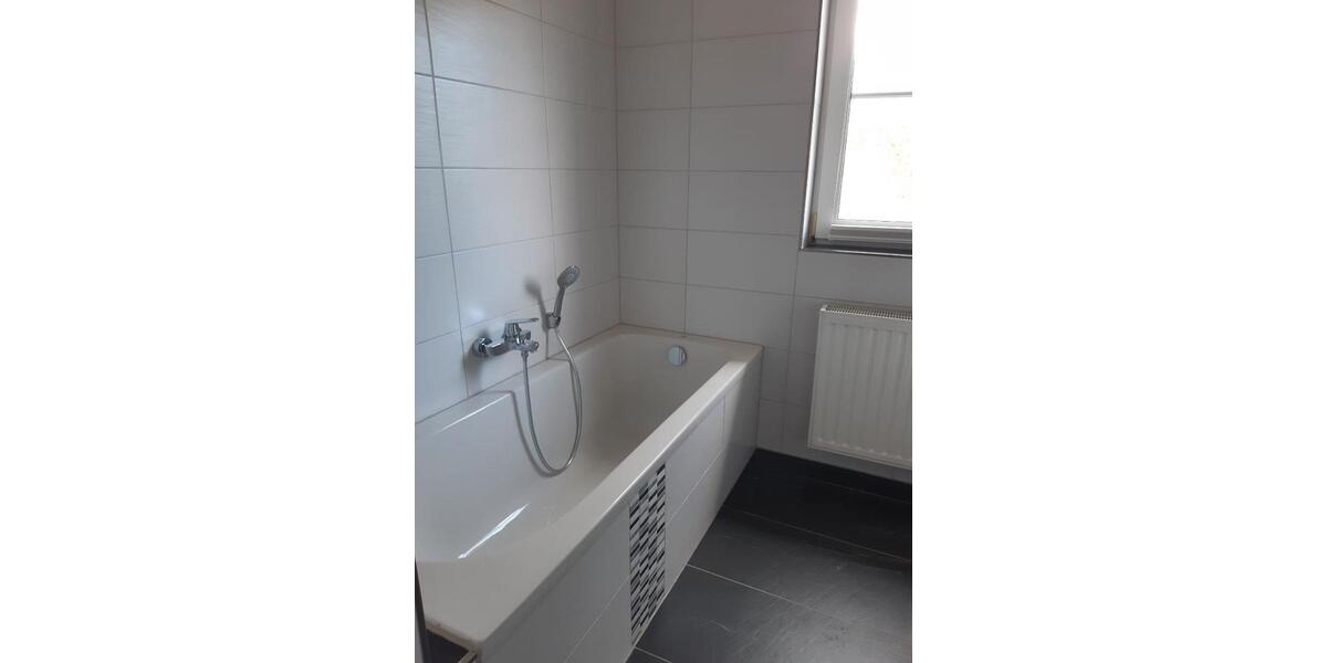 Etagenwohnung Döhlau - 3 Zimmer, 78 m&sup2;, 640&euro; | Angebot:26007894