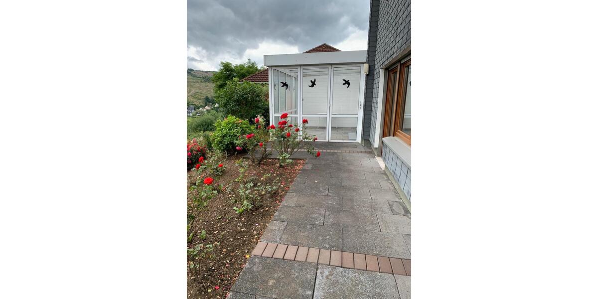 Einfamilienhaus Mudersbach - 3 Zimmer, 150 m&sup2;, 1.600&euro; | Angebot:26025467