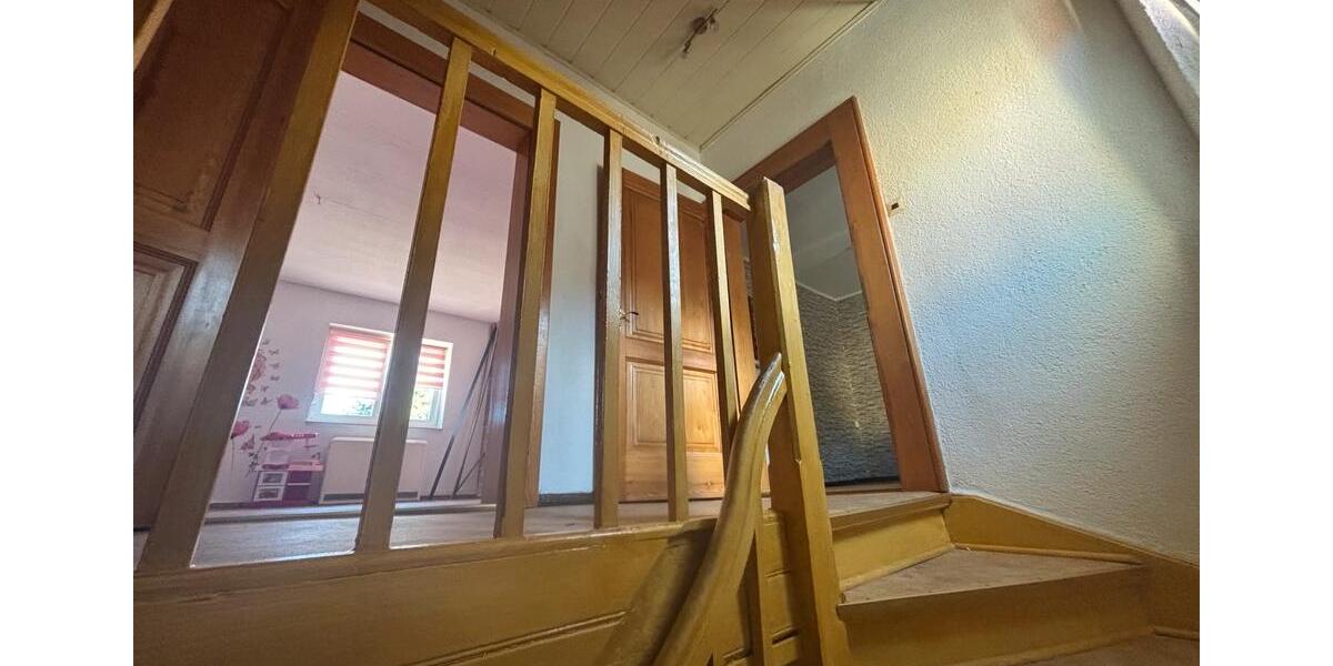 Großzügiges Haus, ruhiges Mitwohnen Zur Untermiete. 3 zimmer