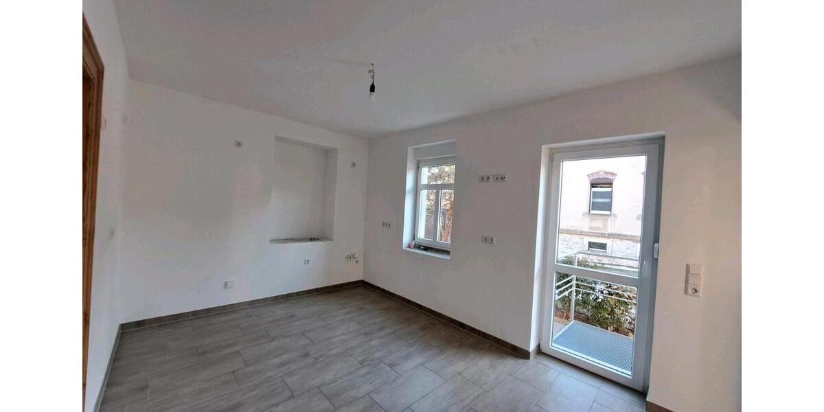 Erdgeschoßwohnung Ebersbach-Neugersdorf Neugersdorf - 3 Zimmer, 90 m&sup2;, 900&euro; | Angebot:24832892