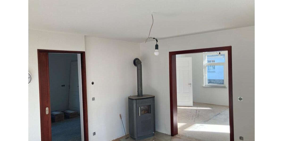 Einfamilienhaus Lindlar - 5 Zimmer, 130 m&sup2;, 1.350&euro; | Angebot:25647281