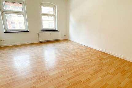 Wohnung Aue Aue - 4 Zimmer, 82 m&sup2;, 393&euro; | Angebot:26995455