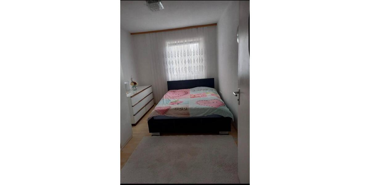 Etagenwohnung Rosenheim Innenstadt - 4 Zimmer, 94 m&sup2;, 1.500&euro; | Angebot:24661889