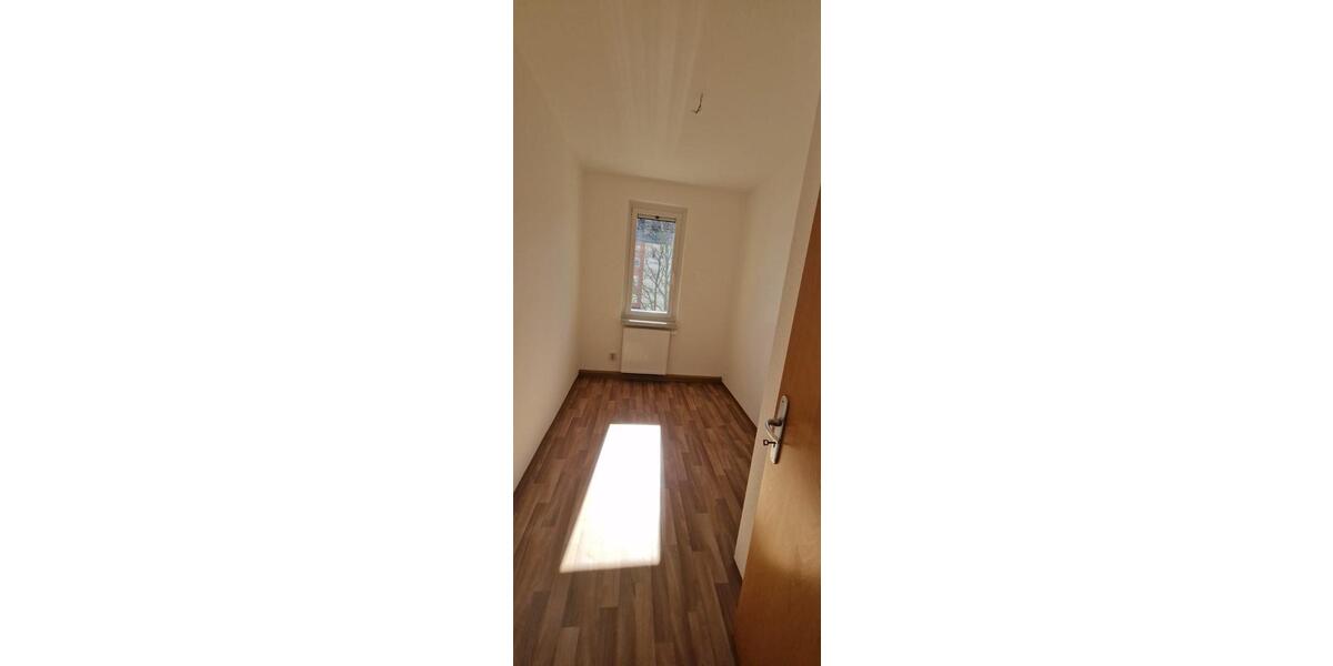 Etagenwohnung Sehmatal - 5 Zimmer, 88 m&sup2;, 484&euro; | Angebot:26362233
