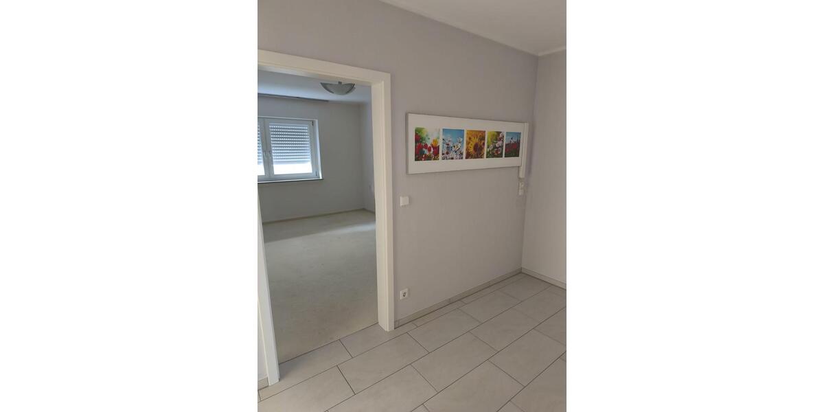 Erdgeschoßwohnung Gütersloh - 2 Zimmer, 88 m&sup2;, 1.000&euro; | Angebot:25920063