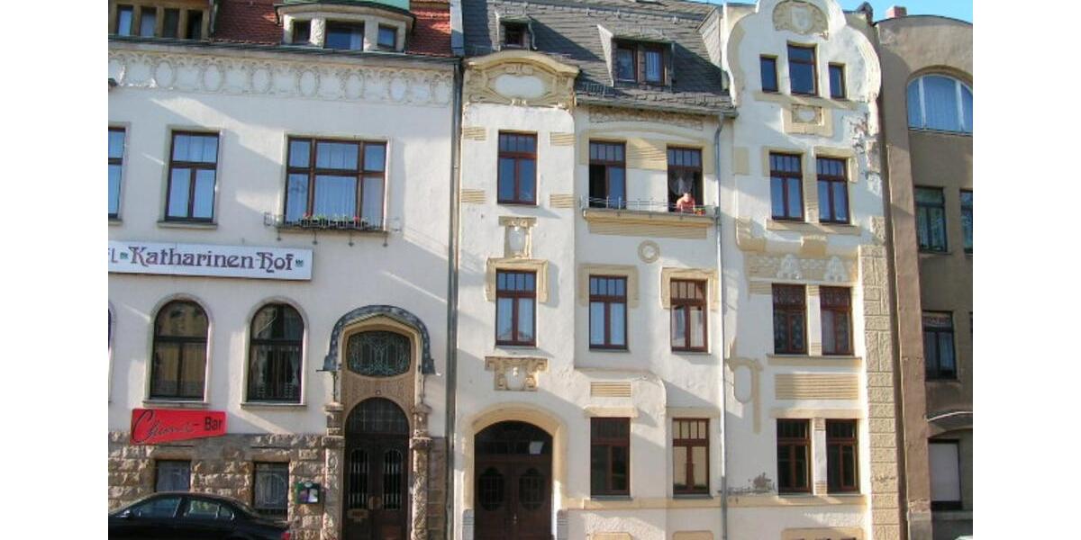 Werdau-Süd, 3-Raum-Dachgeschoss-Wohnung 2 zimmer