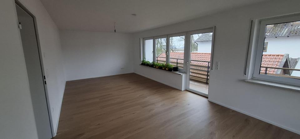 Etagenwohnung Freising Ast - 3 Zimmer, 88 m&sup2;, 1.230&euro; | Angebot:25174072