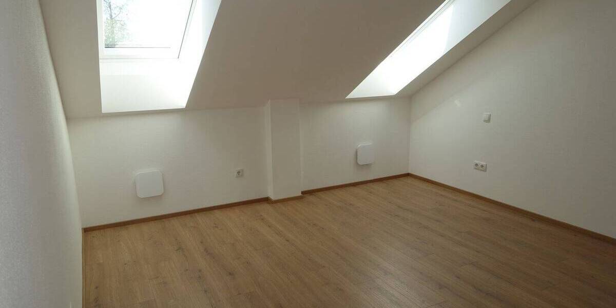 Etagenwohnung Kraiburg - 2 Zimmer, 65 m&sup2;, 815&euro; | Angebot:26816807