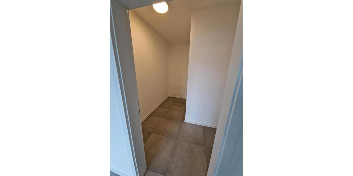 Dachgeschoßwohnung Bösel - 3 Zimmer, 70 m&sup2;, 680&euro; | Angebot:26600924