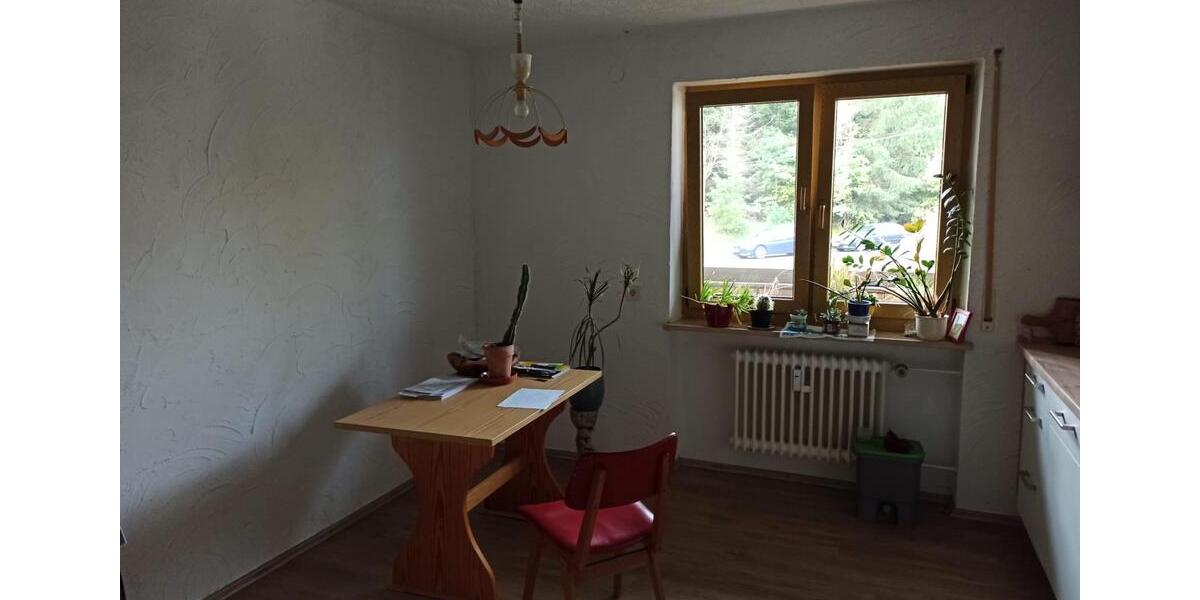 Etagenwohnung Krummennaab - 3 Zimmer, 80 m&sup2;, 400&euro; | Angebot:25207622