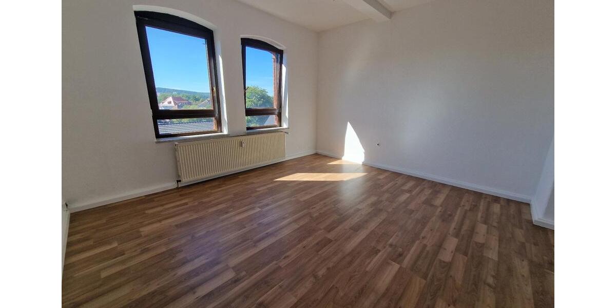 Dachgeschoßwohnung Bad Hersfeld - 5 Zimmer, 116 m&sup2;, 889&euro; | Angebot:25745440