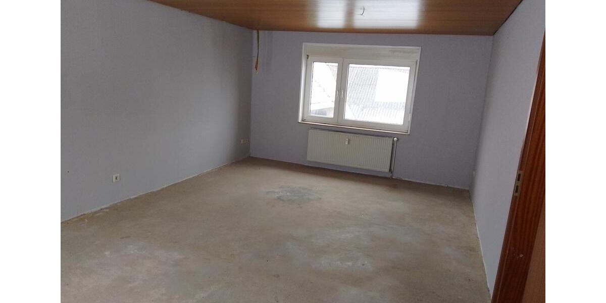 Etagenwohnung Hankensbüttel - 4 Zimmer, 120 m&sup2;, 880&euro; | Angebot:24663088