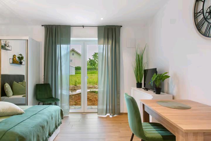 Terrassenwohnung Reisbach Englmannsberg - 1 Zimmer, 975&euro; | Angebot:23478164