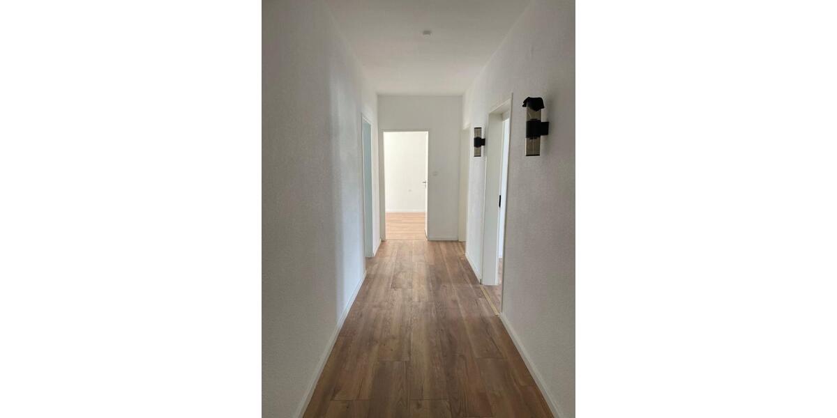 Renovierte WG-Zimmer in Ludwigshafen 5 zimmer